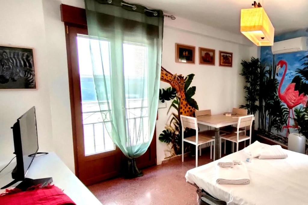 Apartamento En Zona De Ocio Casco Antiguo 阿利坎特 外观 照片