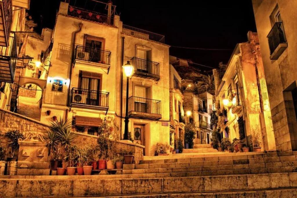 Apartamento En Zona De Ocio Casco Antiguo 阿利坎特 外观 照片