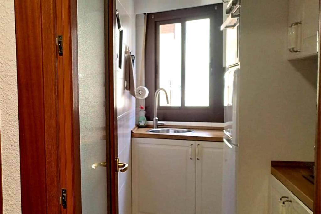 Apartamento En Zona De Ocio Casco Antiguo 阿利坎特 外观 照片