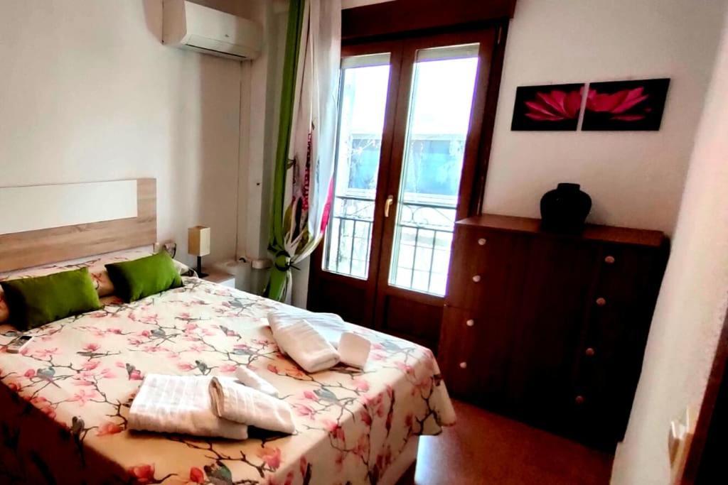 Apartamento En Zona De Ocio Casco Antiguo 阿利坎特 外观 照片